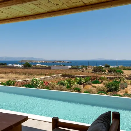 Cycladic Breeze Vila *