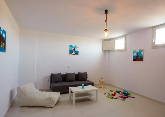 Cycladic Breeze Vila *