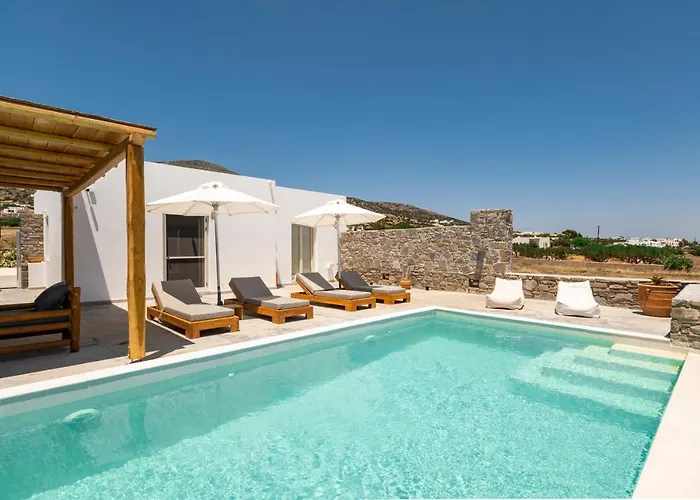 Cycladic Breeze Vila *