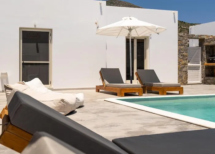 Cycladic Breeze Vila *