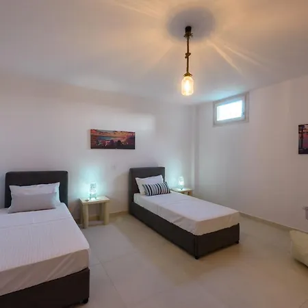 Cycladic Breeze Drios