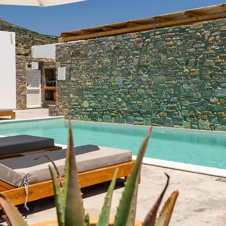 Cycladic Breeze * Parikia (Paros)