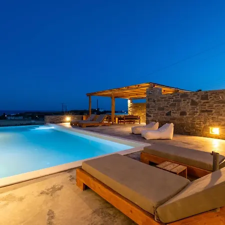 Cycladic Breeze Villa *